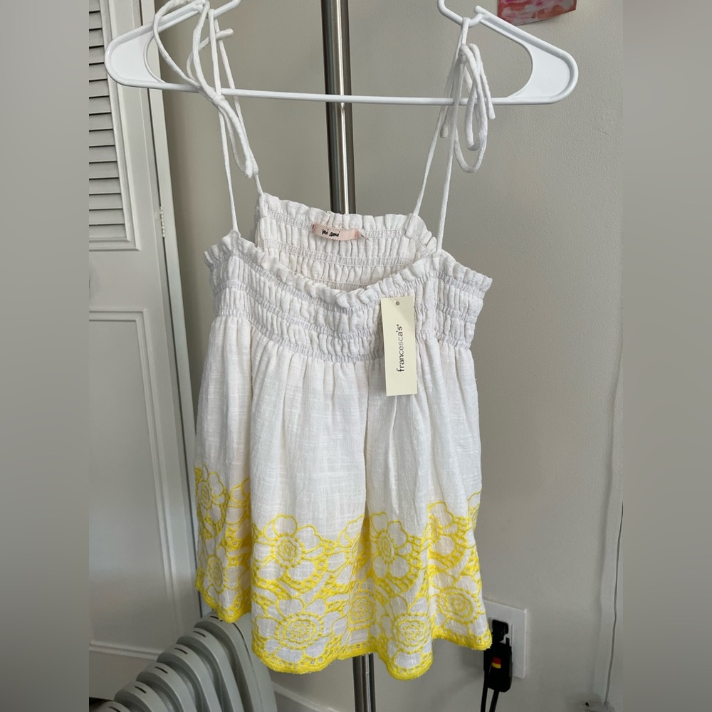 NWT!! Francesca’s shirt, size medium!